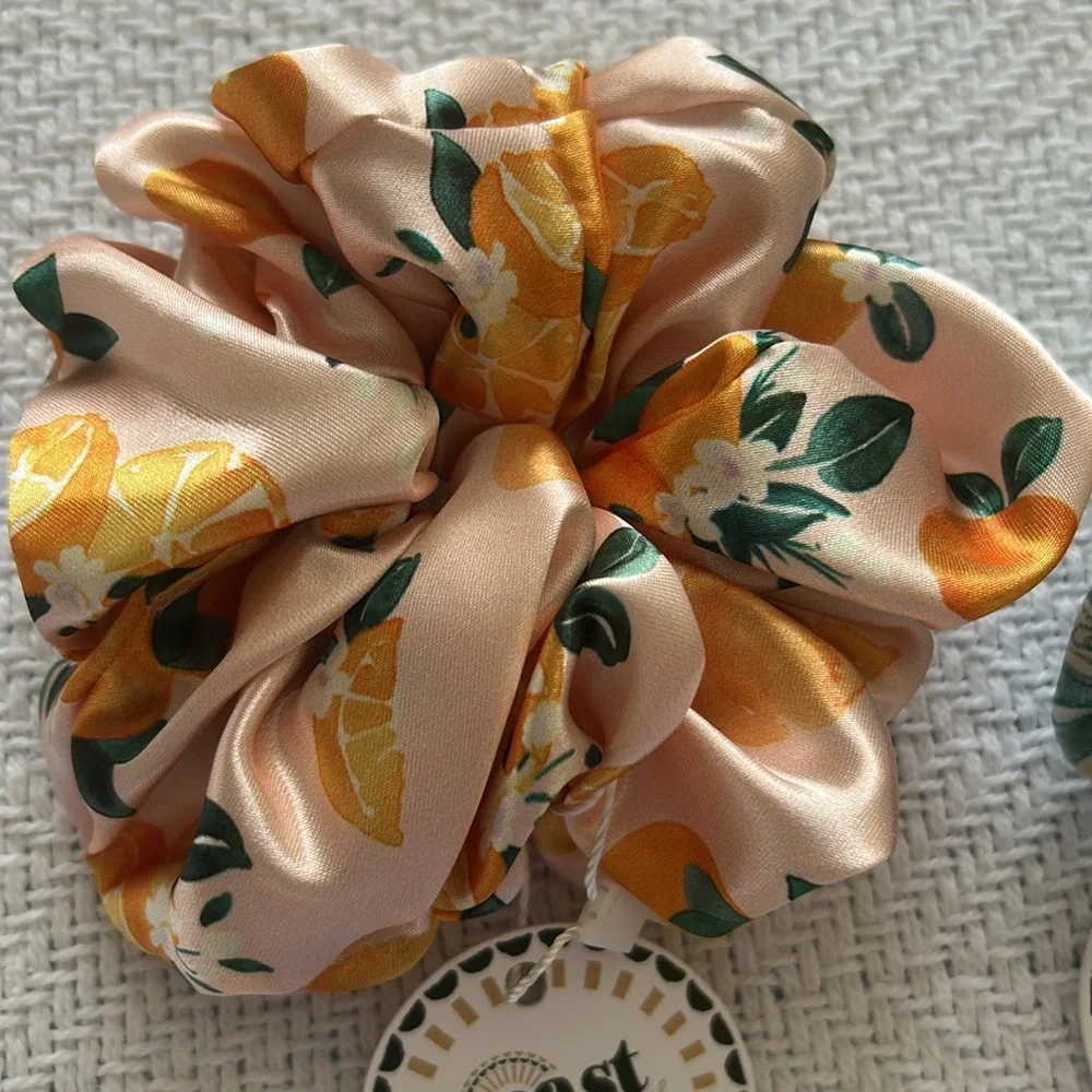 Satin Scrunchies Set - Oranges and Alligators NWT